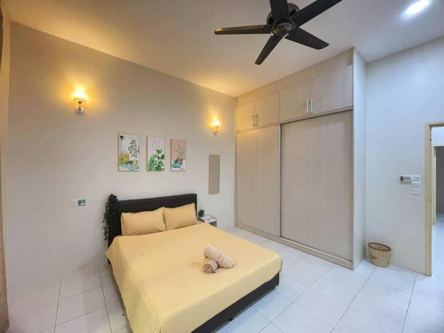 Cozyhouse 4Room 3Bath Room 10Pax'''Simpangampattasek Simpang Ampat  Buitenkant foto